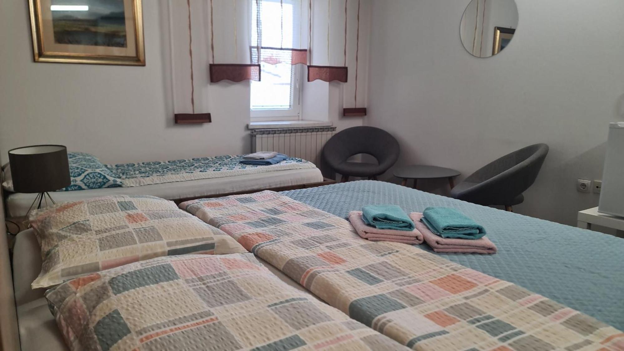 Brne Rooms Postojna Extérieur photo